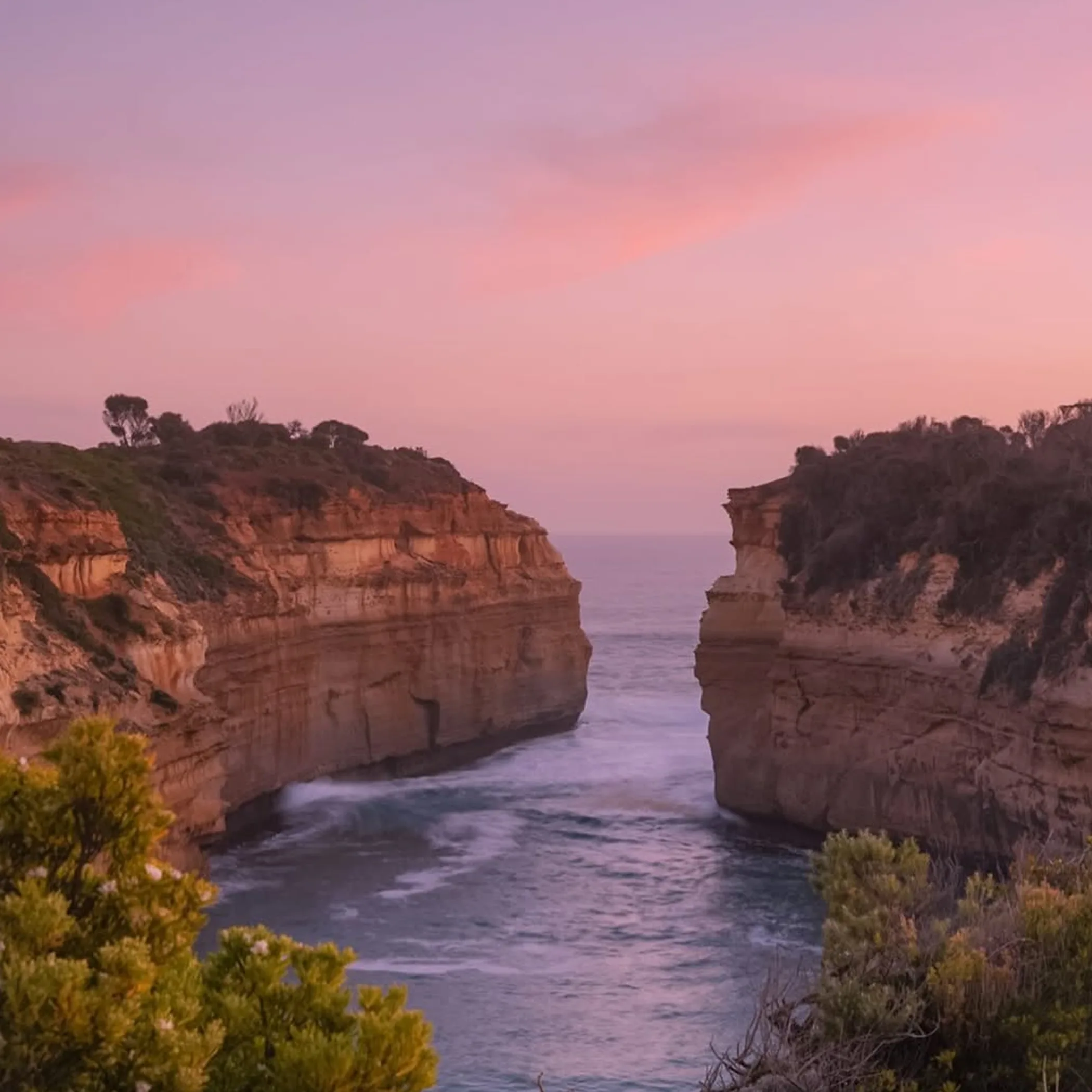 tourists walking boardwalk twelve apostles morning